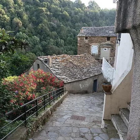 Coeur De Village